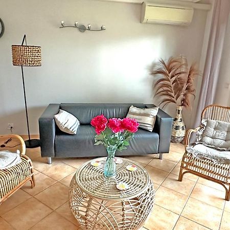 Appartement Les Pins Bleus A8 Sainte-Maxime Eksteriør billede