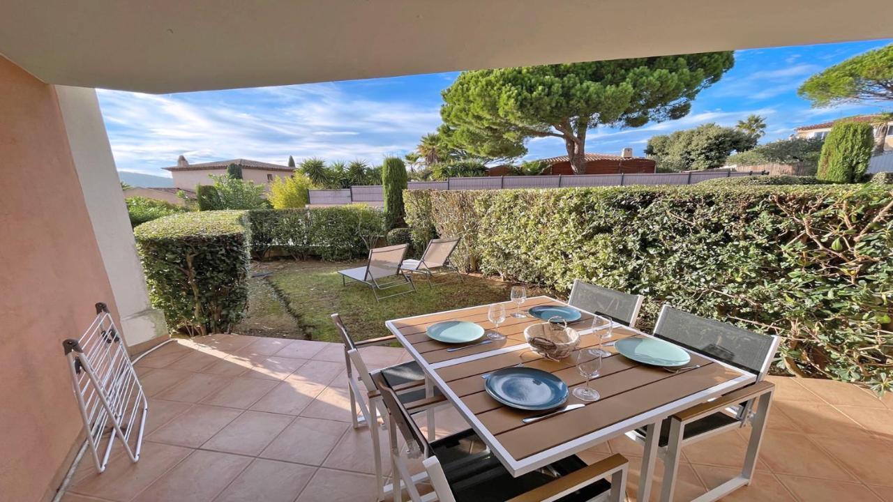 Appartement Les Pins Bleus A8 Sainte-Maxime Eksteriør billede